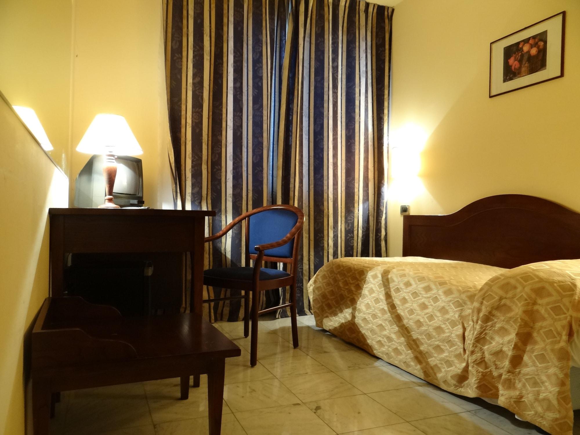 Hotel Albatros Calenzano Buitenkant foto