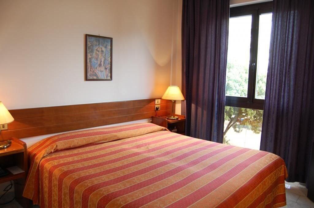 Hotel Albatros Calenzano Buitenkant foto