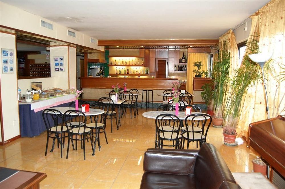 Hotel Albatros Calenzano Buitenkant foto