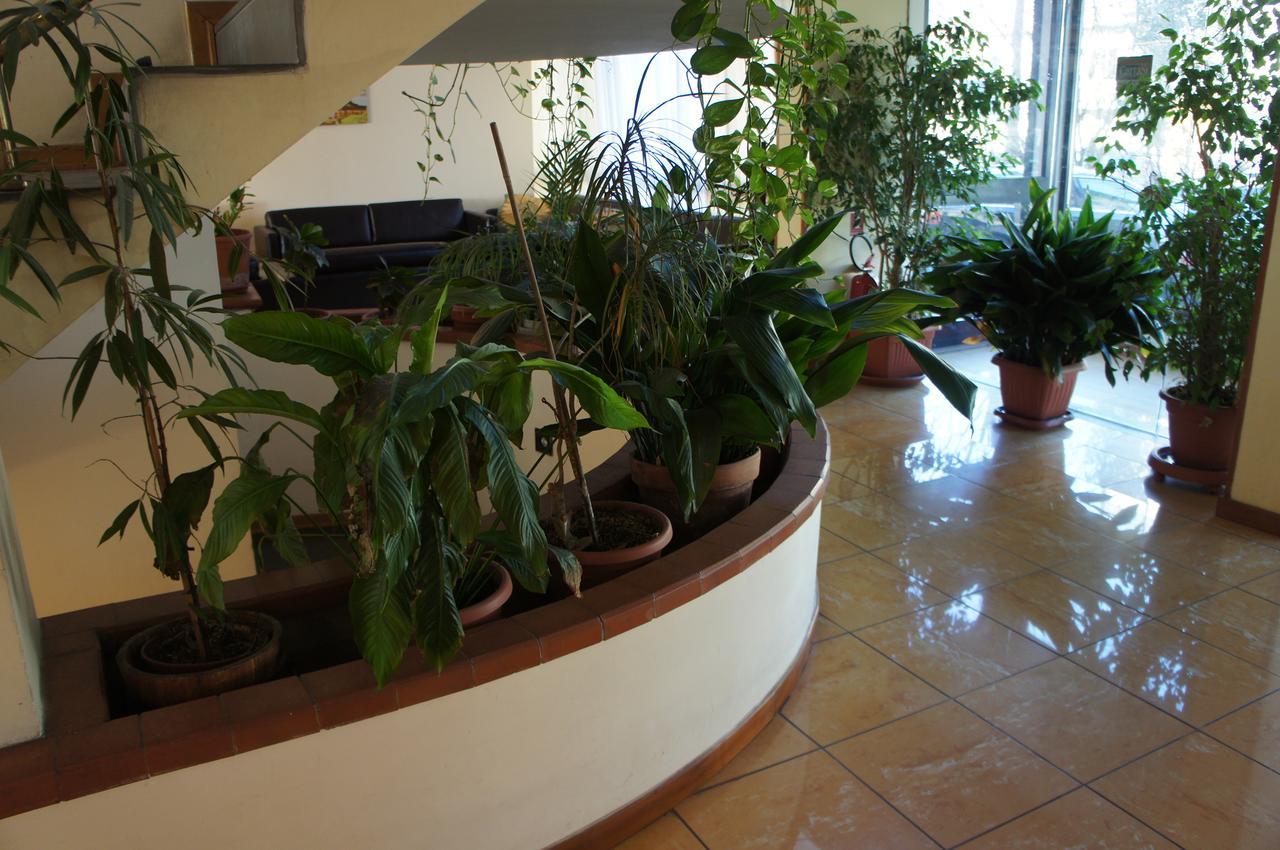 Hotel Albatros Calenzano Buitenkant foto