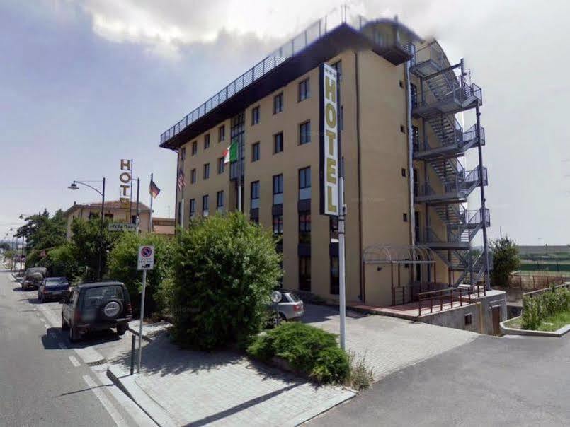 Hotel Albatros Calenzano Buitenkant foto
